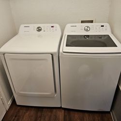 Electric Samsung Washer & Dryer Set