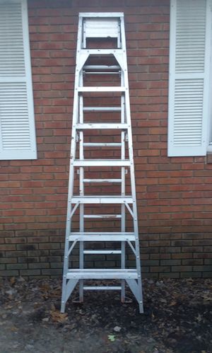 Photo Metal Ladder 8' Aluminum Step Ladder