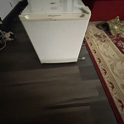 Frigidaire Mini Fridge