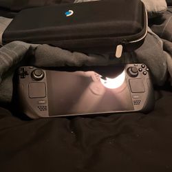 Steam deck 512gb LCD w/Charger and Case