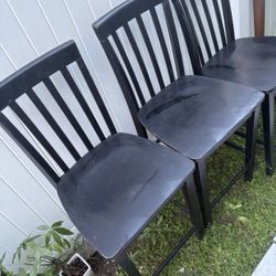 3 Chairs 