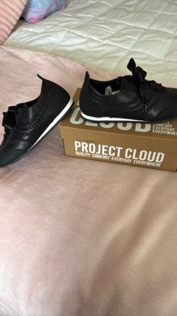 Black Women’s Sneakers - Project Cloud