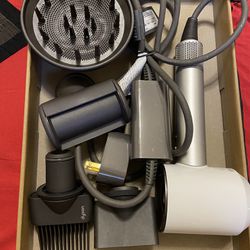 Dyson supersonic hairdryer