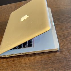Apple MacBook Pro 13” Core 2 Duo, 6GN RAM 500Gb SSD $120