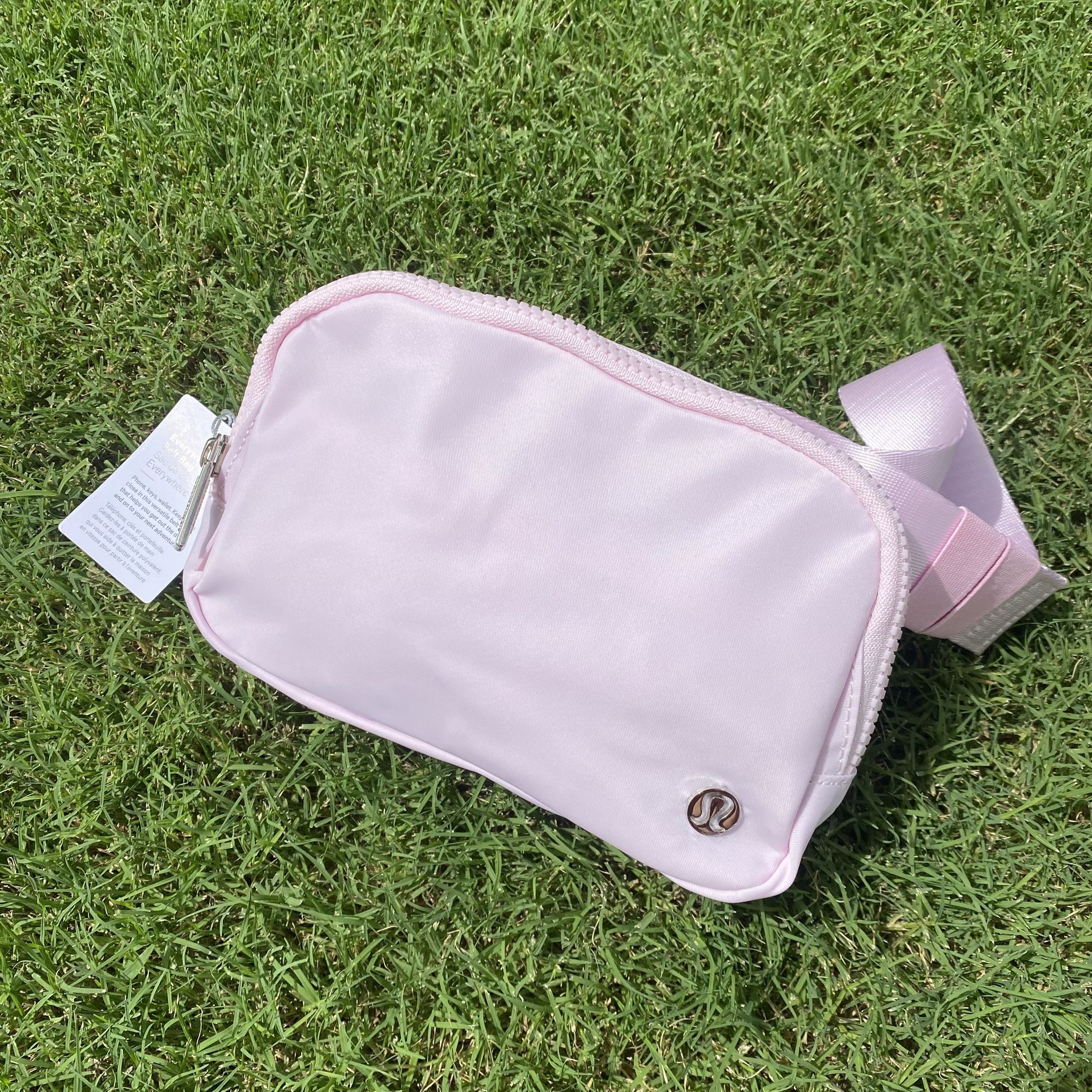 NEW LULULEMON EVERYWHERE BELT BAG 1L - COTTON CANDY