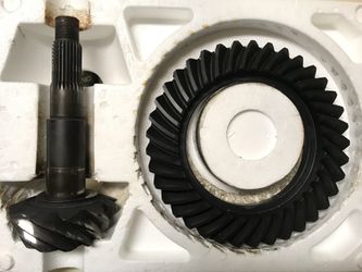 GM 8.2 Ring And Pinion 3.36 Gear Ratio