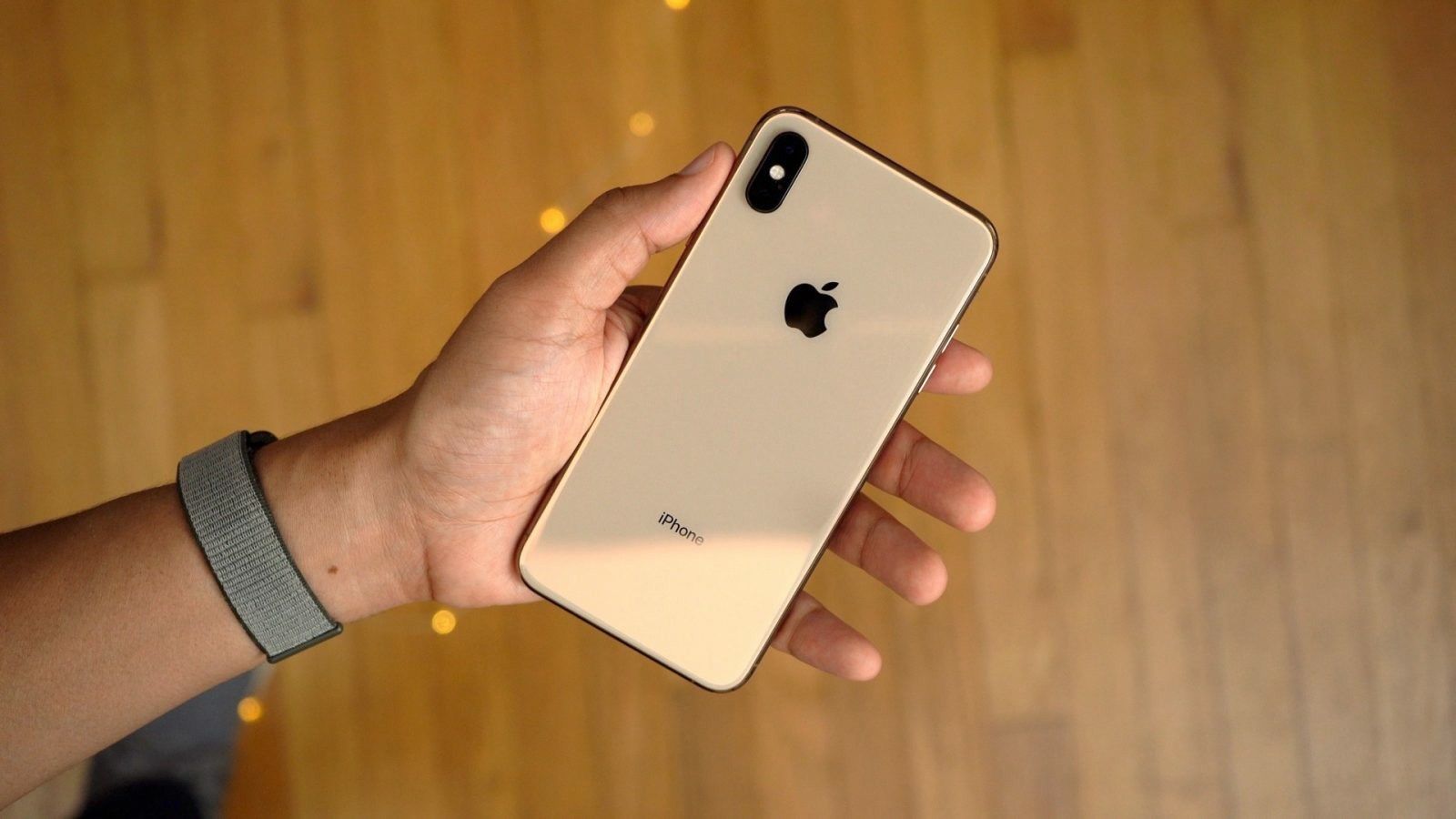 Iphone sx gold max 256g...2019 model retail $1,250