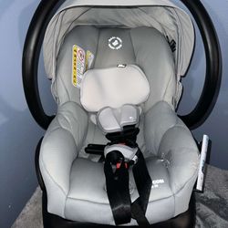 Maxi Cosi Car Seat With Base