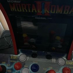 Midway Mortal Kombat 2 Arcade 1 Up