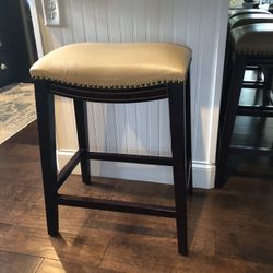 Counter Top Stools (5 Stools)