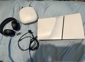 Sony PlayStation 5 disc edition Console Bundle