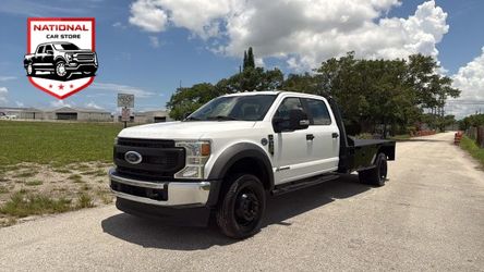 2022 Ford F550 Super Duty Crew Cab & Chassis