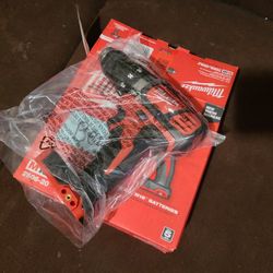 Milwaukee Drill M 18
