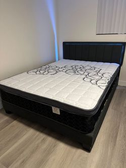 King Size Mattress Pillow Top New bedframe sold separately