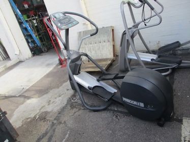 Used Precor EFX 5.21 Elliptical ( Read Description )
