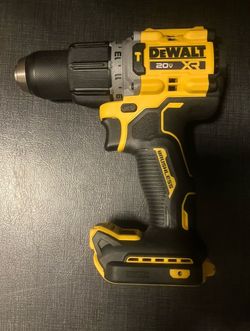 New DeWalt XR Drill 20V DCD805