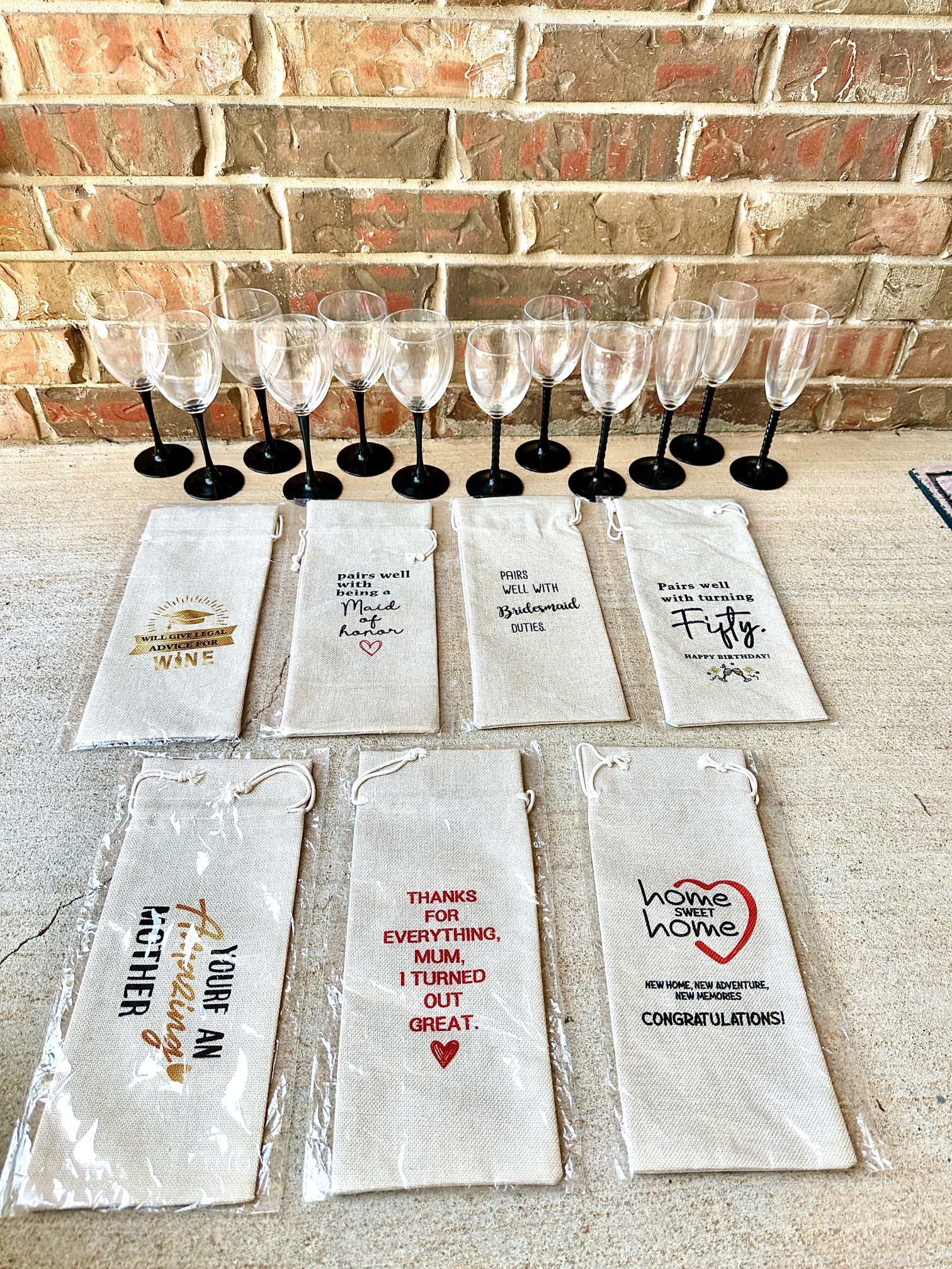 Vintage Wine 🍷 Glasses & Wine Gift Bags Lot