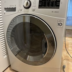 LG Washer/Dryer Combo