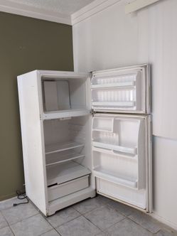 Hotpoint refrigerator
