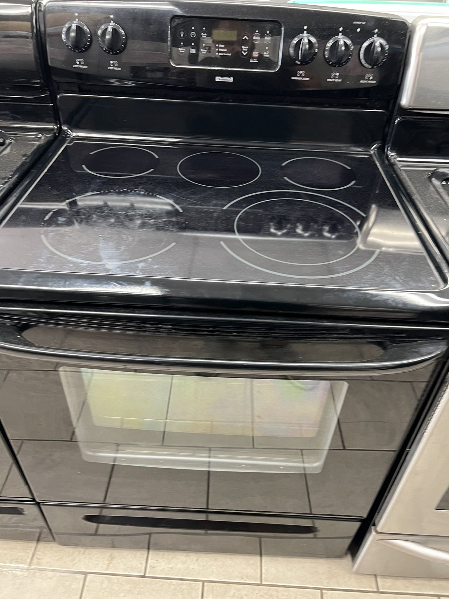 Kenmore Black Electric Stove