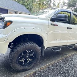 Toyota Tundra 2013