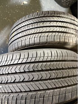 235-40-18 Goodyear