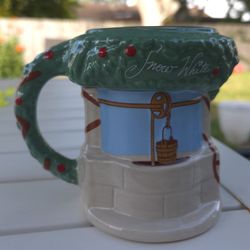 Snowwhite wishing well coffee mug 
