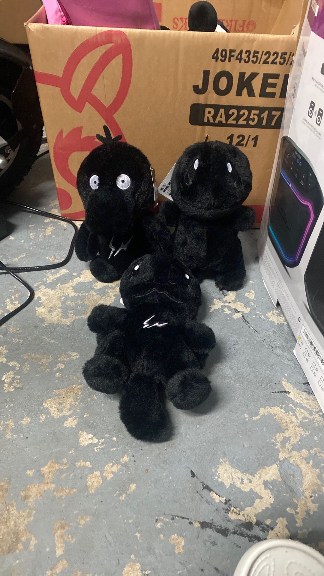 thunderbolt pokemon plushies