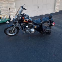 Harley davidson nineteen ninety four sportster special edition