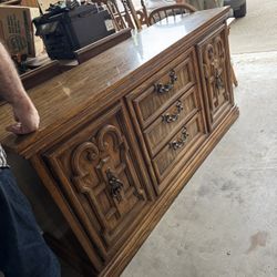 Estate/ Moving Sale