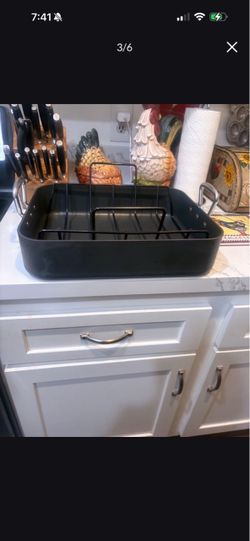 Kirkland Signature Professional Quality Roasting Pan W/Rack