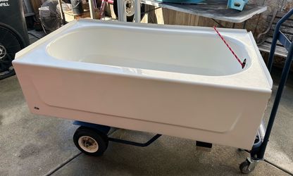 Free bathtub