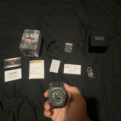 G Shock 2100 (led)