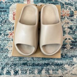 Adidas Yeezy Slide - Pure Size 5 M