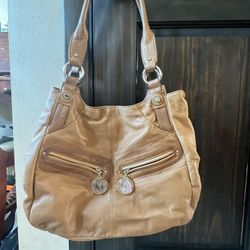 Tignanello Rare Tan Soft Leather Shoulder bag w/ 20th Anniv. Coin Pull Beautiful