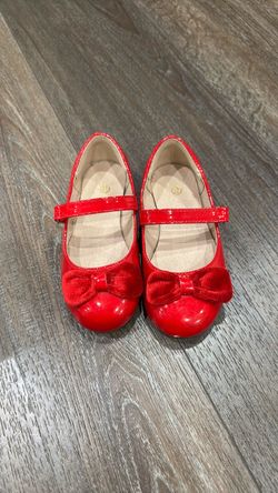 Red toddler shoes size 9