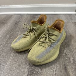 adidas Yeezy Boost 350 V2 Marsh Size 7.5