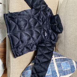 Woman’s North Face Jacket