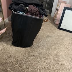 women’s clothes 