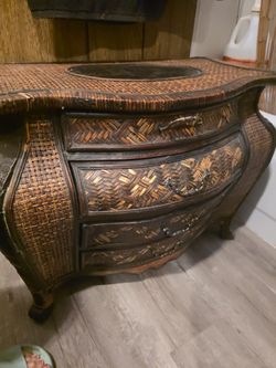 Bombay dresser value at one thousand dollars