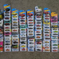 100 Diecast Hot wheels + Some Matchbox. Honda Nissan Toyota Volkswagen JDM ECT