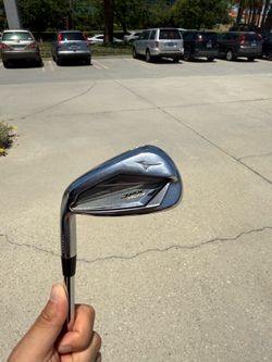 Mizuno JPX hot metal 8 iron left handed