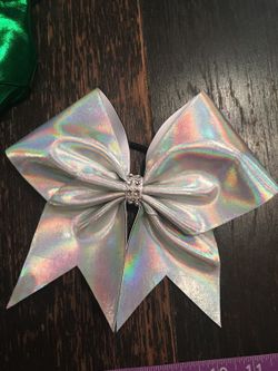 Cheer bows