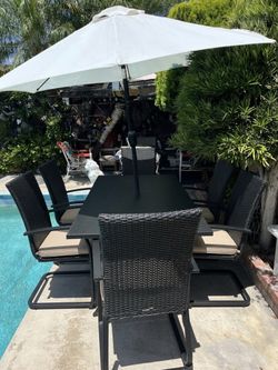 Outdoor dining table and chairs