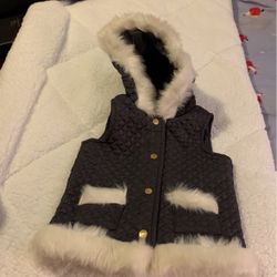 Savannah Quilted Hoodie Toddler Vest With Fur Size 4T