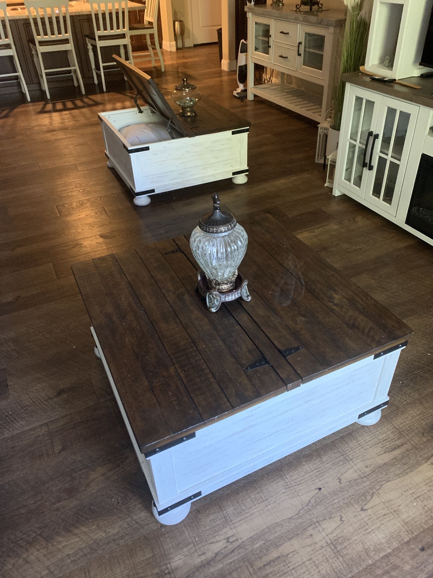 2 Coffee Tables With Storage