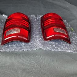 98 Ford Expedition Tail Lights