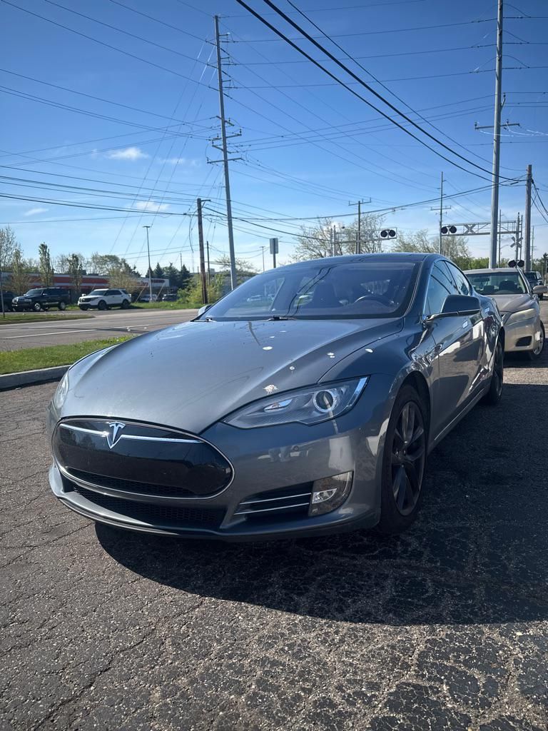 2013 Tesla Model S