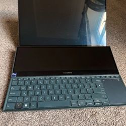 ASUS Zenbook Pro Duo 15.6 i9 12900H RTX 3070 Ti 32GB 1TB OLED Touchscreen Laptop
