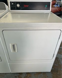 UniMac Heavy-Duty Commercial Electric Dryer — $500